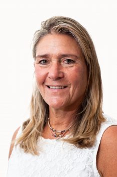 Dr Lynne Keeton